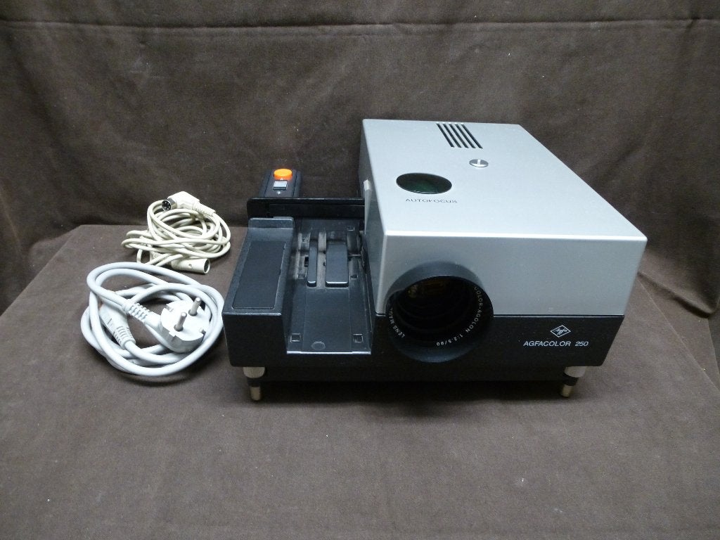 Diaprojector AGFACOLOR 250 | autofocus | in zeer nette staat, Ophalen of Verzenden, Zo goed als nieuw