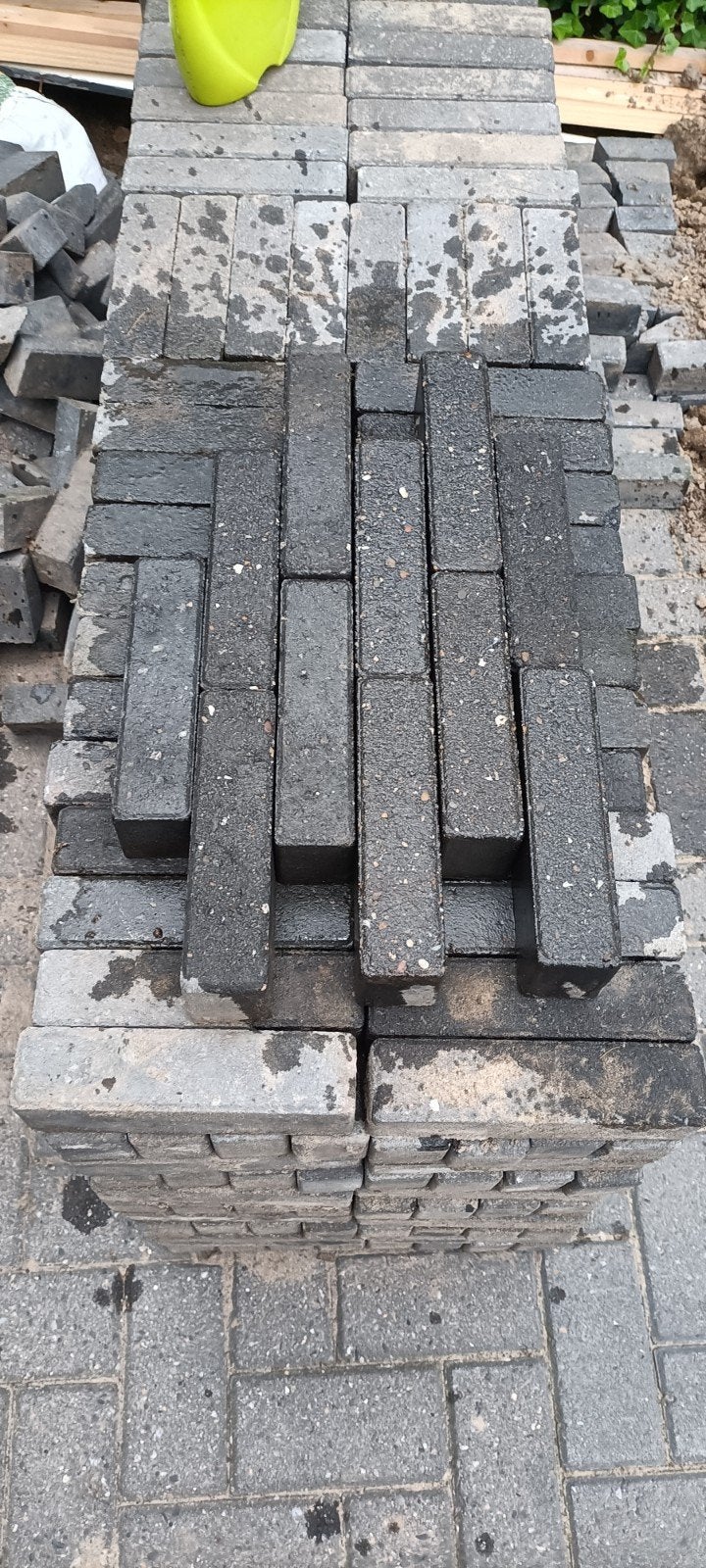 Antraciet waalformaat klinkers (5x20cm, 6,5/7m2), Tuin en Terras, Ophalen, Gebruikt, Klinkers, 5 tot 10 m²