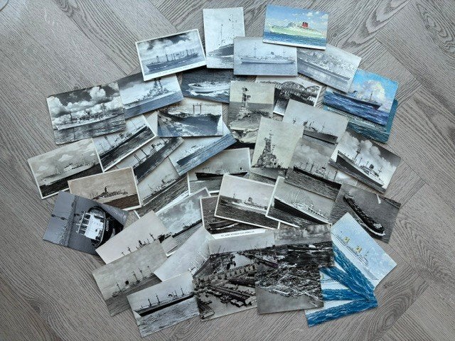 41 Vintage Scheepskaarten (Karel Doorman & KNSM NY), Verzamelen, Verzenden, Gebruikt, Kaart, Foto of Prent