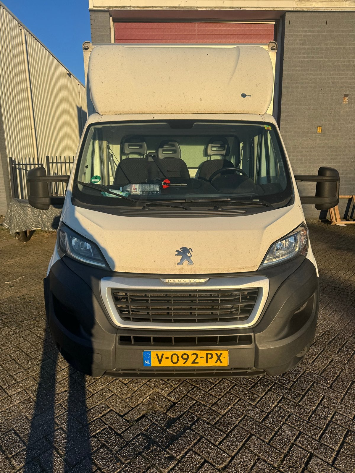 Peugeot Boxer 2018 Bakwagen Met Laadklep, 15 km/l, 2640 kg, 163 pk, Origineel Nederlands