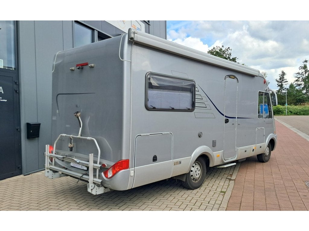 Hymer B654 CL Luchtvering /3500 / 4000 KG, Caravans en Kamperen, Integraal, Standaard zit, Ringverwarming, Fiat