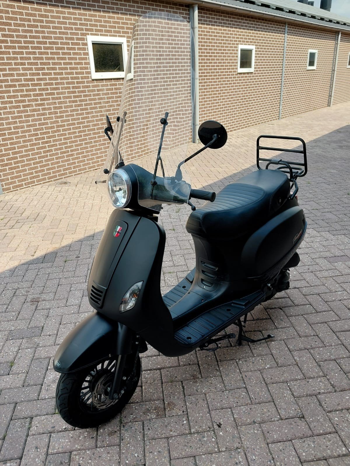 GTS Toscane Pure scooter, Fietsen en Brommers, Overige merken, Gebruikt, Ophalen of Verzenden, Benzine