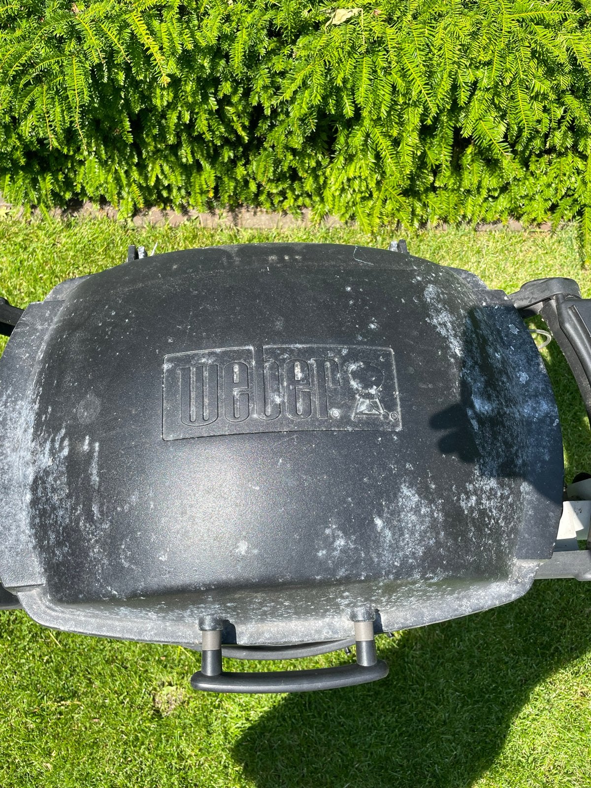 Weber Q200 BBQ met onderstel en hoes, Ophalen, Gebruikt