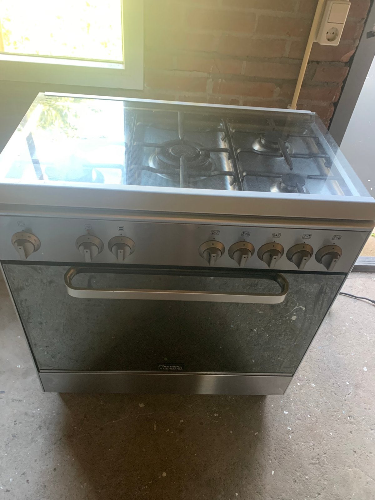 Bestron gasfornuis 5 pits, 60 cm of meer, Ophalen of Verzenden, Zo goed als nieuw, Gas