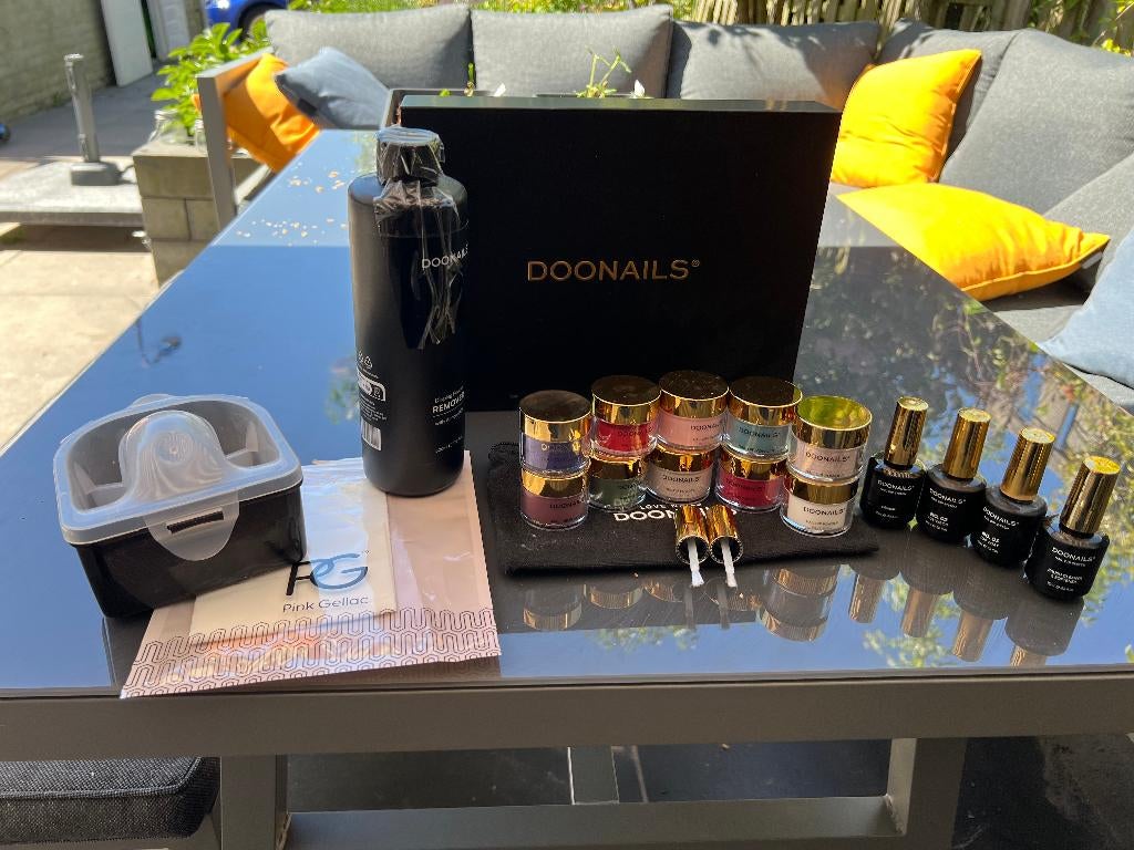 DOONAILS Nail Dip System set + 9 kleuren Nail Dip Powder, Ophalen, Overige kleuren, Zo goed als nieuw, Handen en Nagels