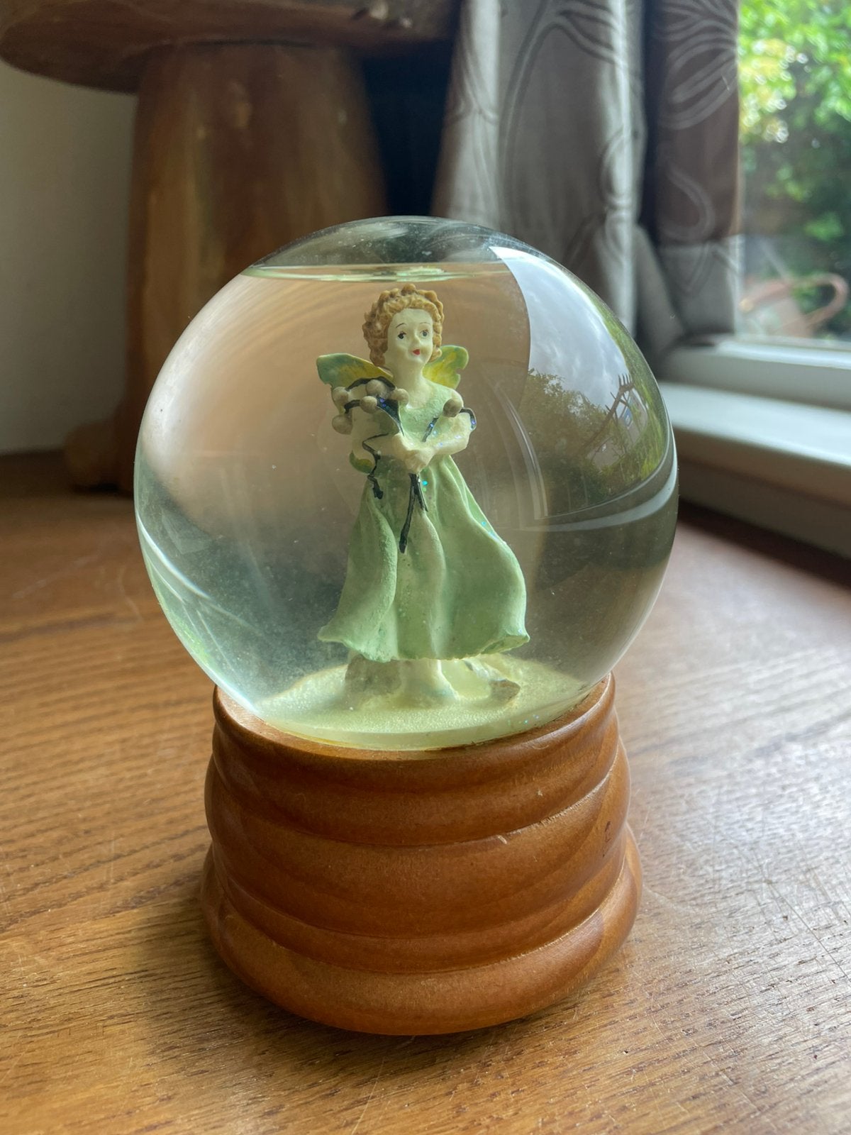 Vintage Gisela Graham sneeuwglobe met muziek, Verzamelen, Ophalen of Verzenden, Gebruikt, Fantasy