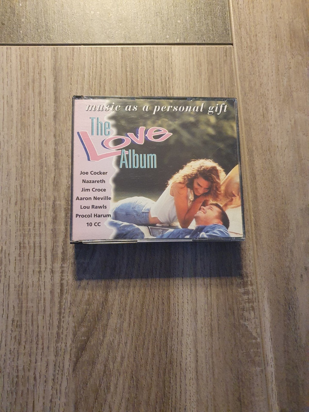 Cd the love album, Ophalen of Verzenden, Zo goed als nieuw, Pop
