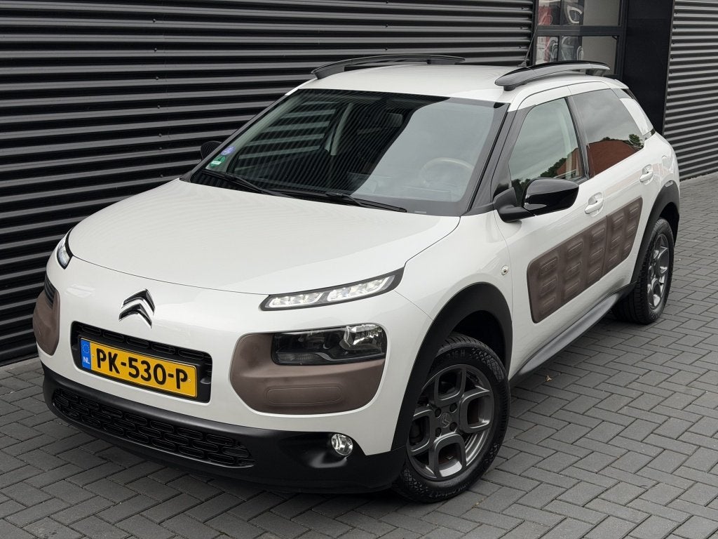 Citroën C4 Cactus 1.2 PureTech Shine| CAMERA| NIEUWE RIEM|, Auto's, Voorwielaandrijving, Dealer onderhouden, Stof, Gebruikt