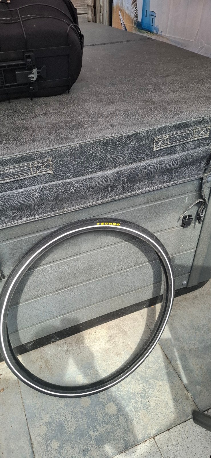 Techno fietsband 28 x 1 5/8 x 1 3/8 - 37 x 622 - 700 x 35, Ophalen of Verzenden