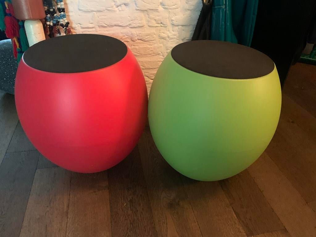 Tumbly.wiebel kruk design 2 stuks met orginele stof, Ophalen, Zo goed als nieuw, Kunststof
