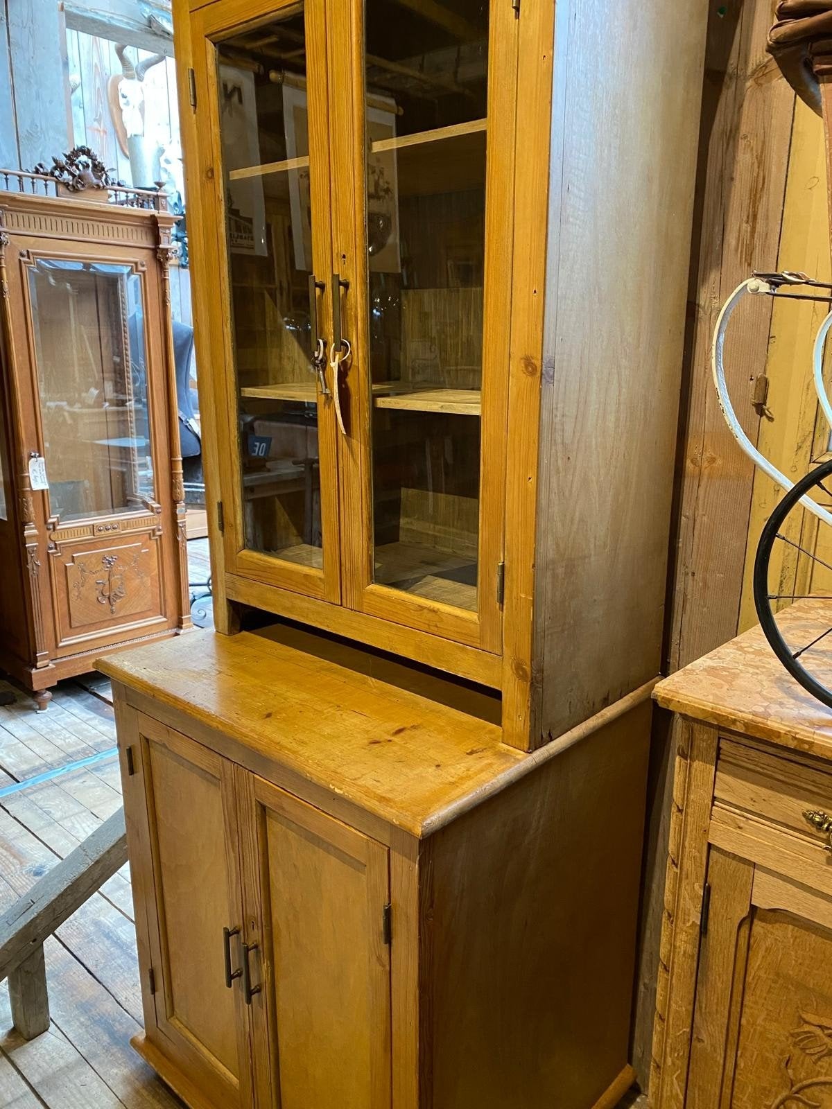 Smalle oud grenen kast buffetkast vitrine, Ophalen