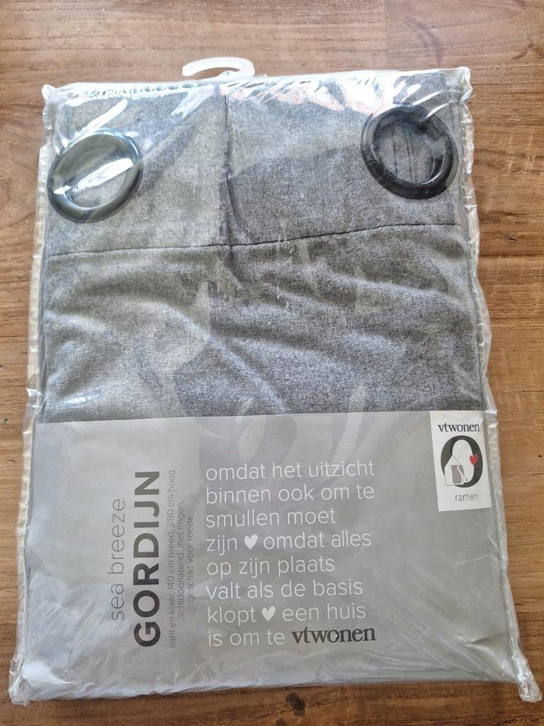 VT Wonen kant en klaar gordijn grijs, 8 stuks, 100 tot 150 cm, 200 cm of meer, Ophalen of Verzenden, Zo goed als nieuw