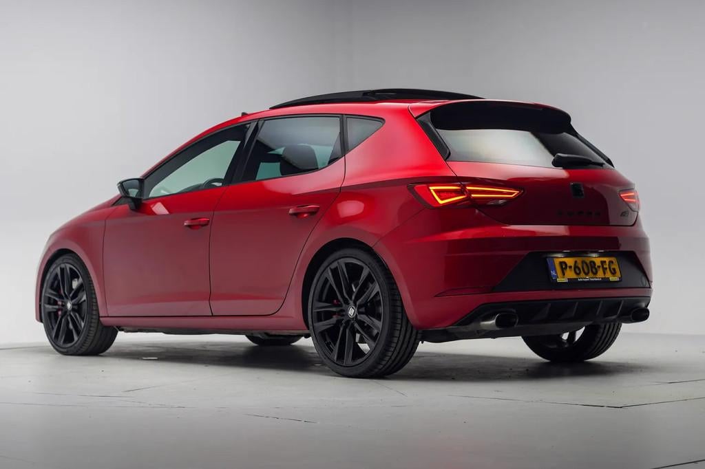 SEAT Leon 2.0 TSI CUPRA 300 Aut. [ Panorama Navi Camera Stoe, Auto's, 15 km/l, 4 cilinders, 1984 cc, Leon