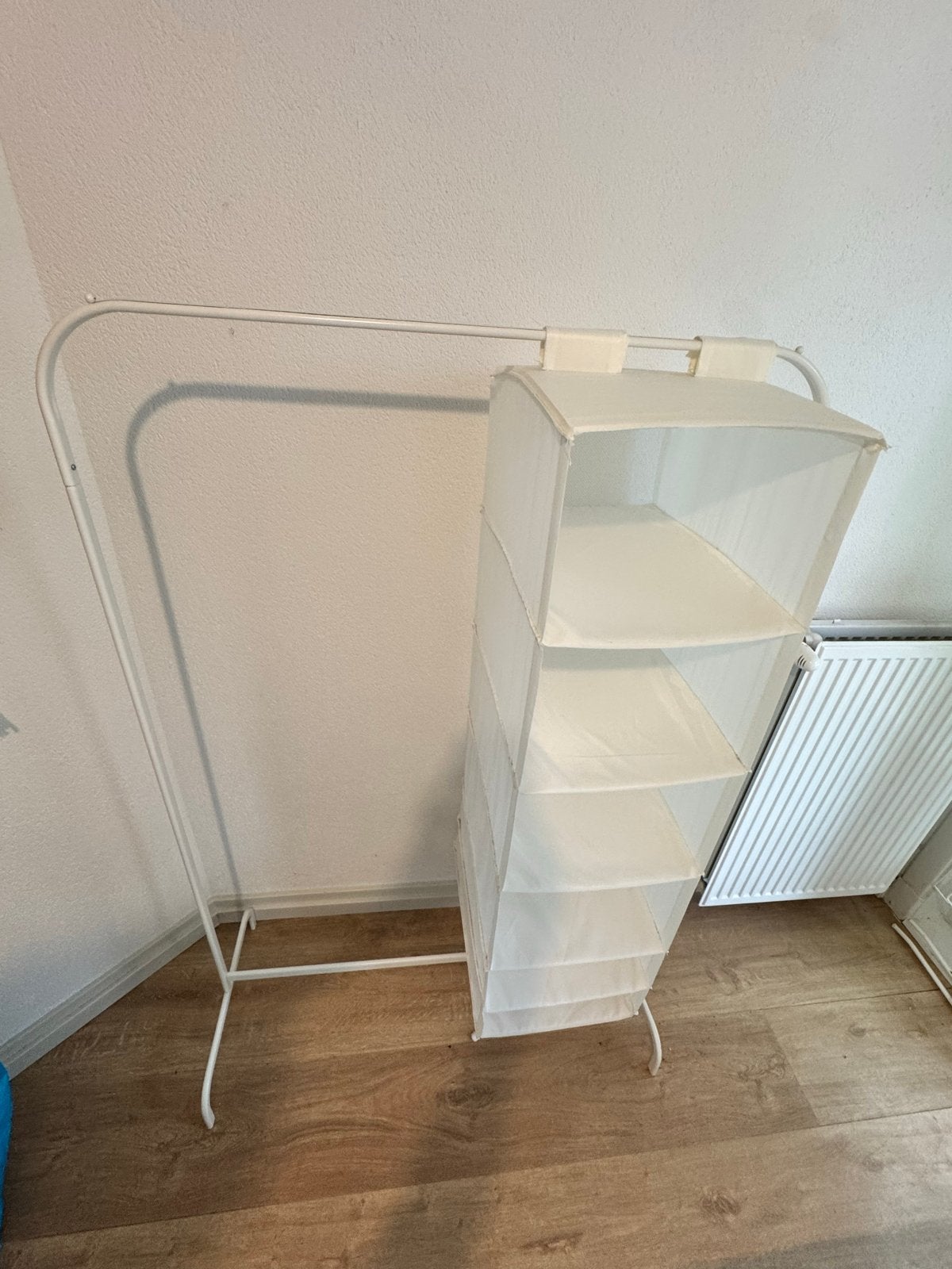 Ikea wit kledingrek met hangende opberger, Ophalen, Gebruikt