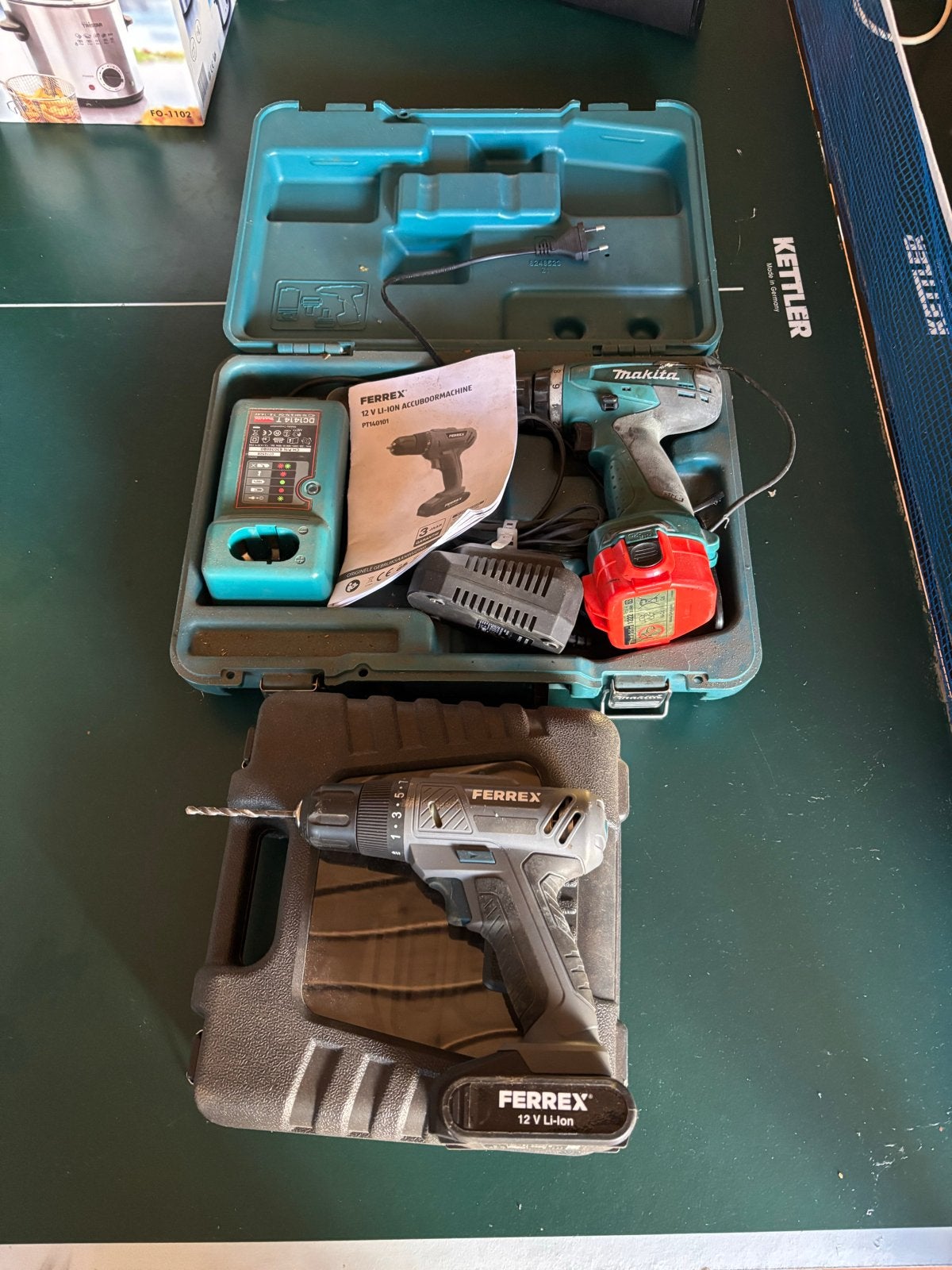 Ferrex en Makita Accuboormachines met Opladers en Koffer, Ophalen, Gebruikt, Variabele snelheid, Boor- en Schroefmachine