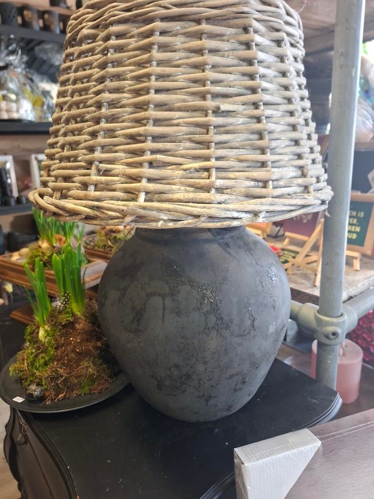 Tafellamp kruiklamp zwart met rieten kap, Ophalen, Nieuw, Overige materialen, Landelijk sober stoer