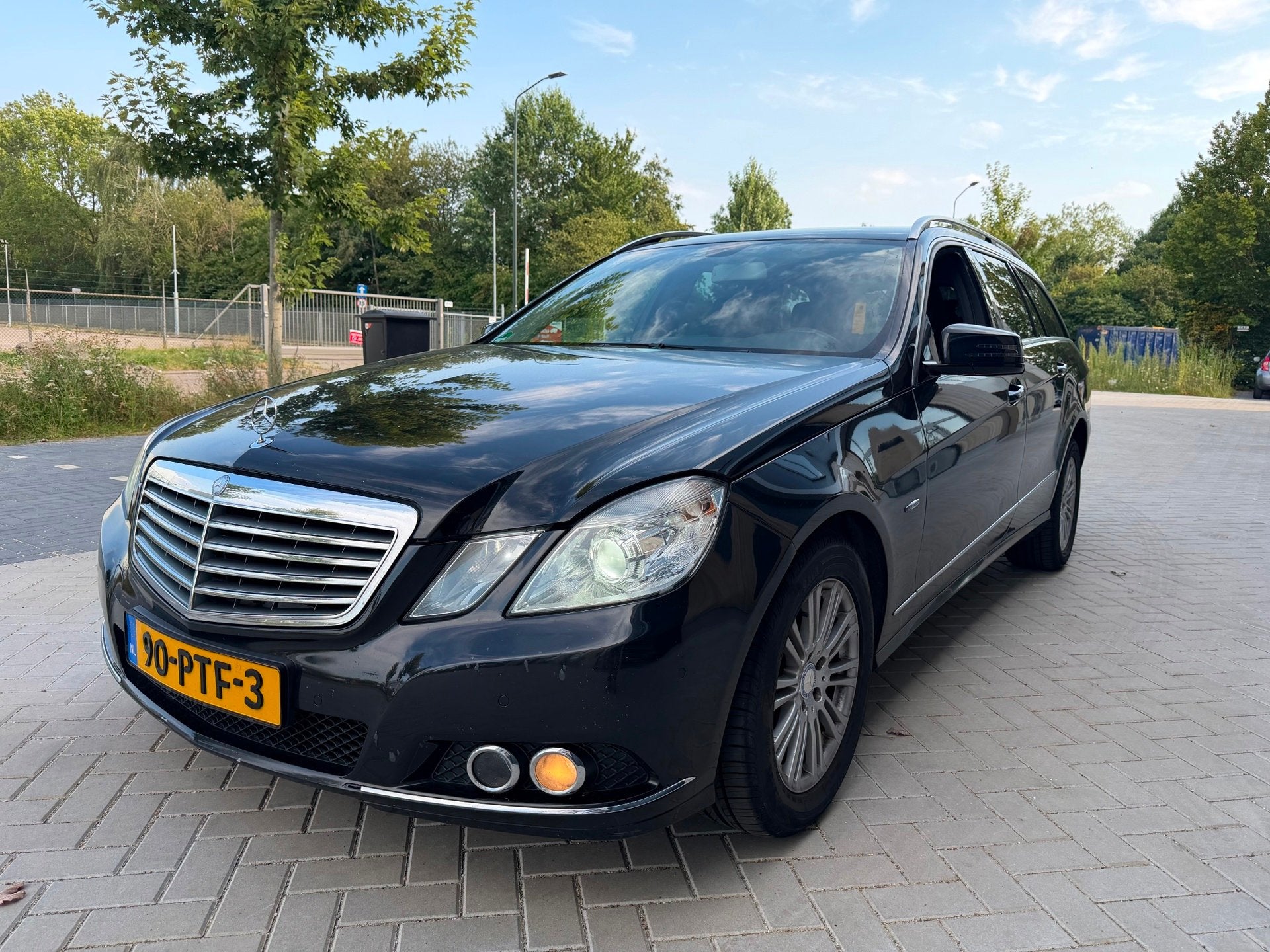 Mercedes-Benz E-klasse Estate E200 CDI Business Elegance (bj, Auto's, Automaat, Euro 5, Gebruikt, Zwart