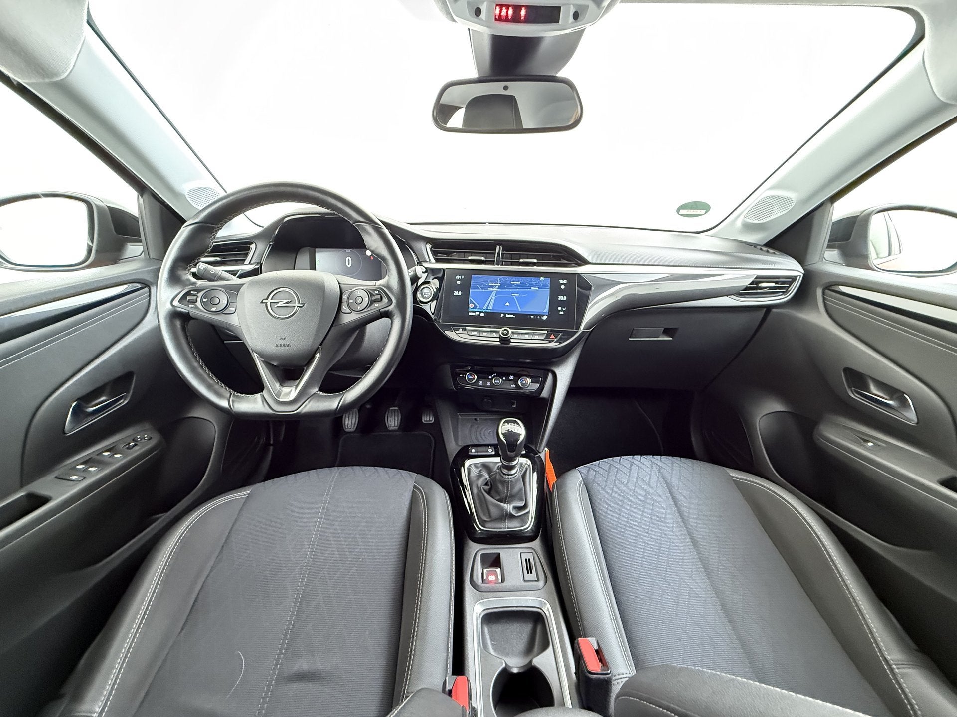 Opel Corsa 5Drs 101PK Elegance 360°Camera Keyless Dodehoekd, Auto's, Voorwielaandrijving, Dealer onderhouden, 101 pk, Gebruikt