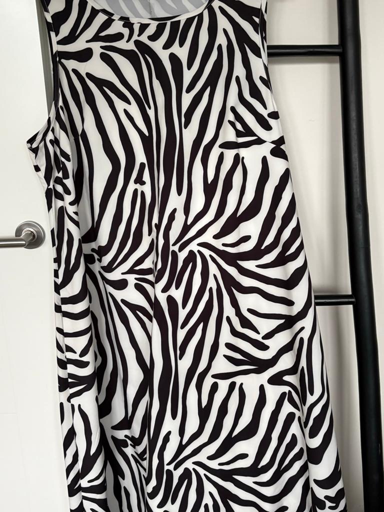 Shein Curve Zebraprint Jurk - Maat 2XL, Zwart, Maat 46/48 (XL) of groter, Ophalen of Verzenden, Zo goed als nieuw