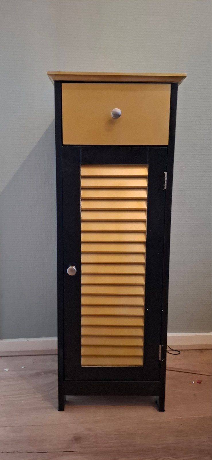 Kastje, Huis en Inrichting, Slaapkamer | Nachtkastjes, Ophalen, Minder dan 45 cm, Zo goed als nieuw, 70 cm of meer