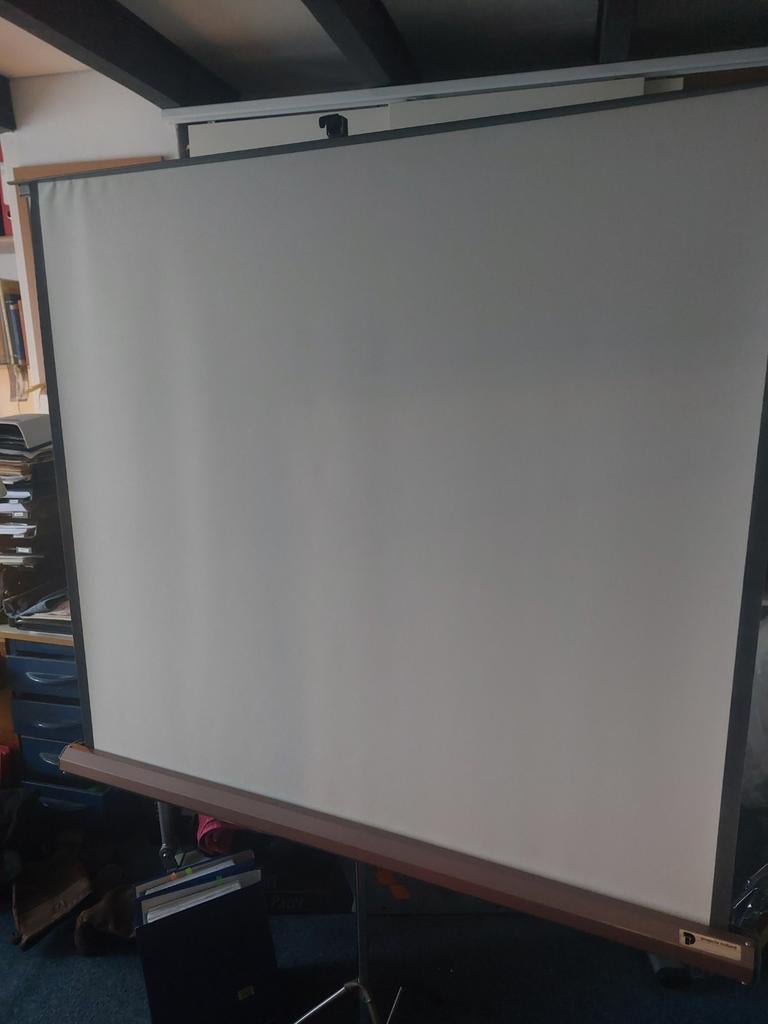 Projecta Holland Projectiescherm - Afmetingen 1,24 x 1,10, Ophalen, Handmatig, Zo goed als nieuw