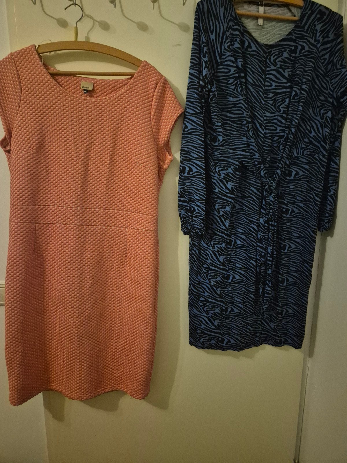 Damesjurken maat 46/XXL/ 8€ p.s., Kleding | Dames, Jurken, Overige kleuren, Verzenden, Maat 46/48 (XL) of groter, Knielengte
