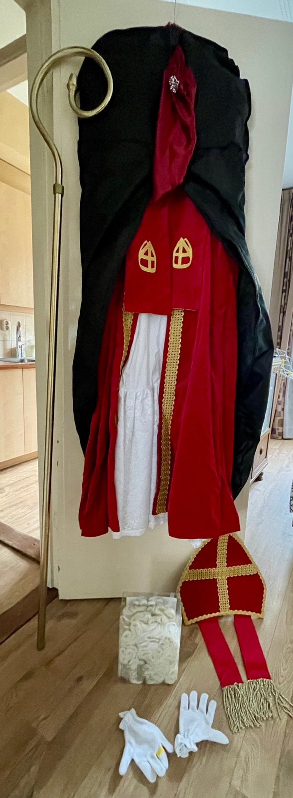 Sint costuum, Ophalen of Verzenden, Zo goed als nieuw