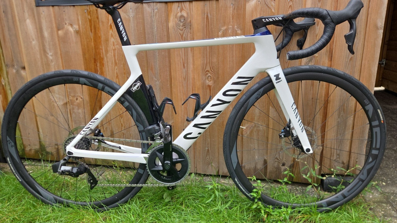 Canyon Aeroad CF SL M SRAM Rival AXS Powermeter, 28 inch, Carbon, Zo goed als nieuw, Meer dan 20 versnellingen