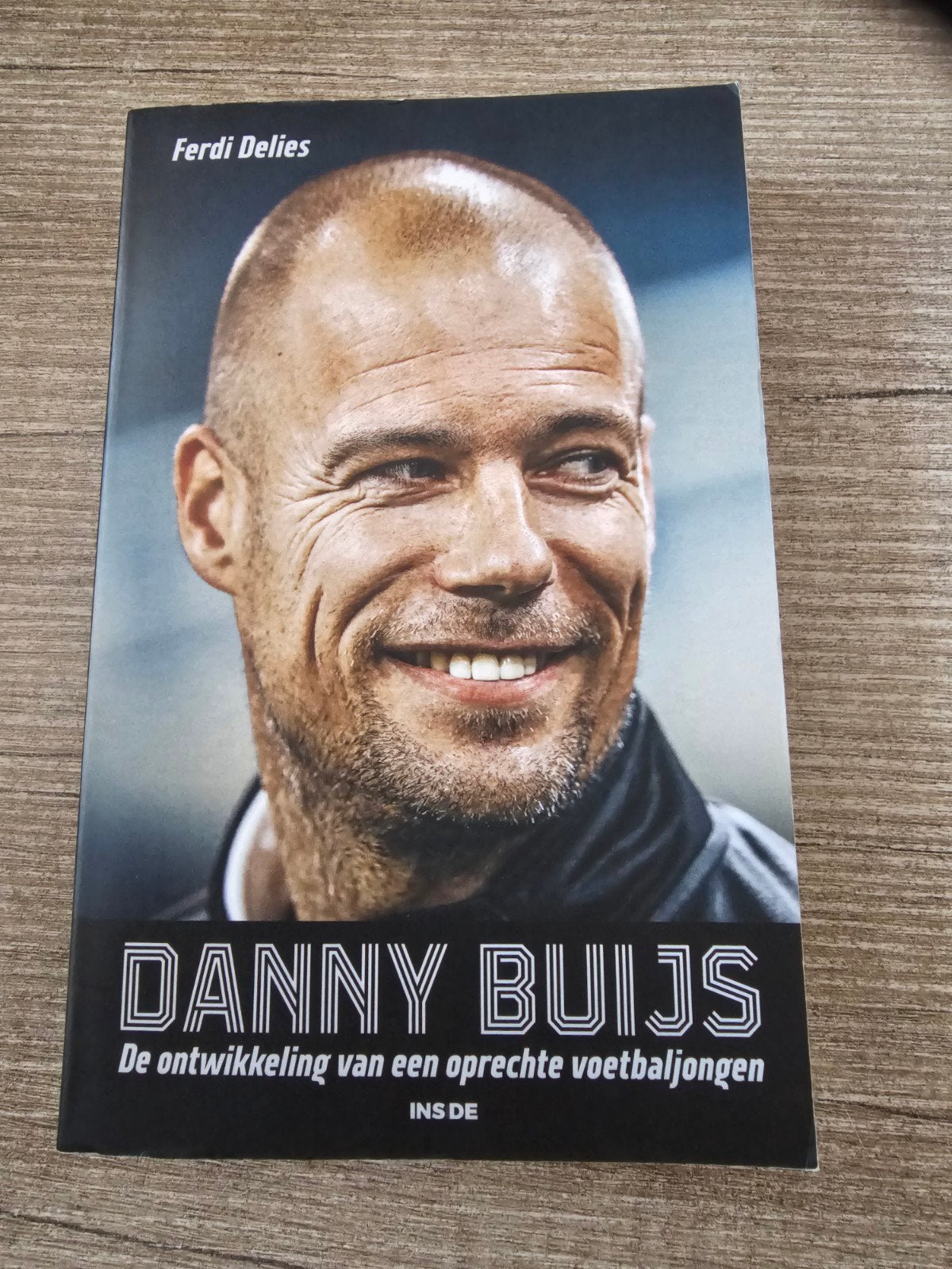 Danny Buijs: De ontwikkeling van een oprechte voetbaljongen, Ophalen of Verzenden, Gelezen, Ferdi Delies