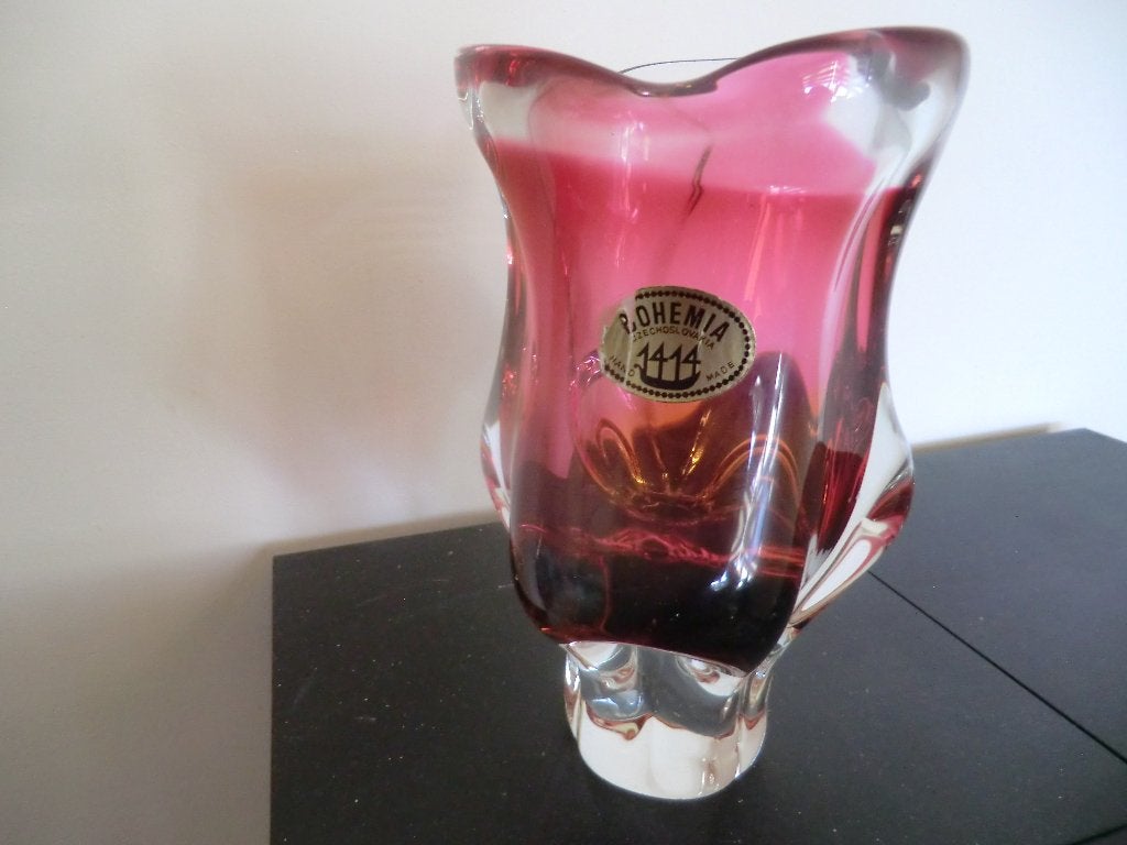 boheemse art-glass vaas jaren 60 (cats head), Antiek en Kunst, Verzenden