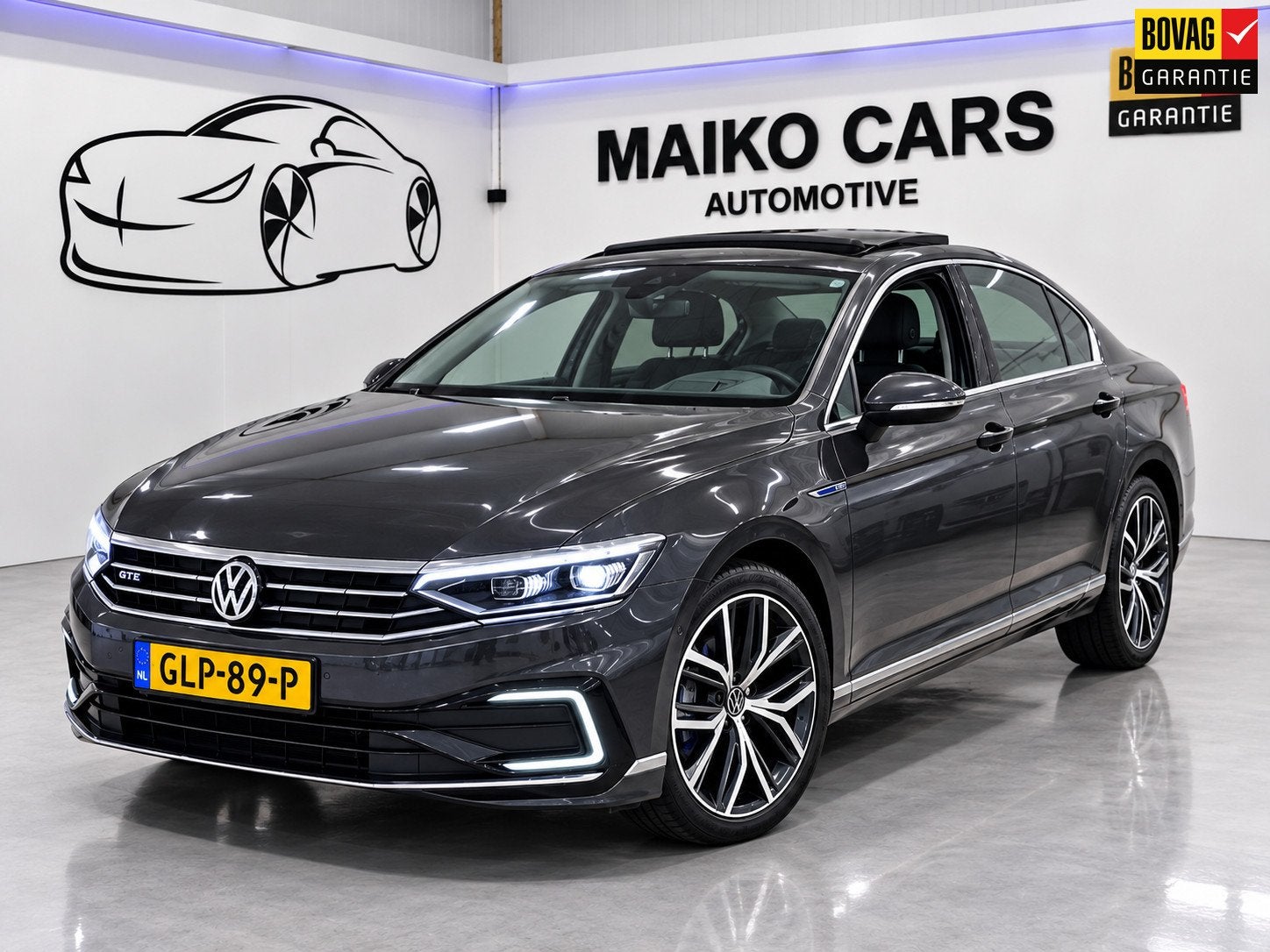 Volkswagen PASSAT 1.4 TSI GTE PANORAMADAK LEER BEKLEIDING Vi, Auto's, Gebruikt, 4 cilinders, Hybride Elektrisch/Benzine, 1600 kg