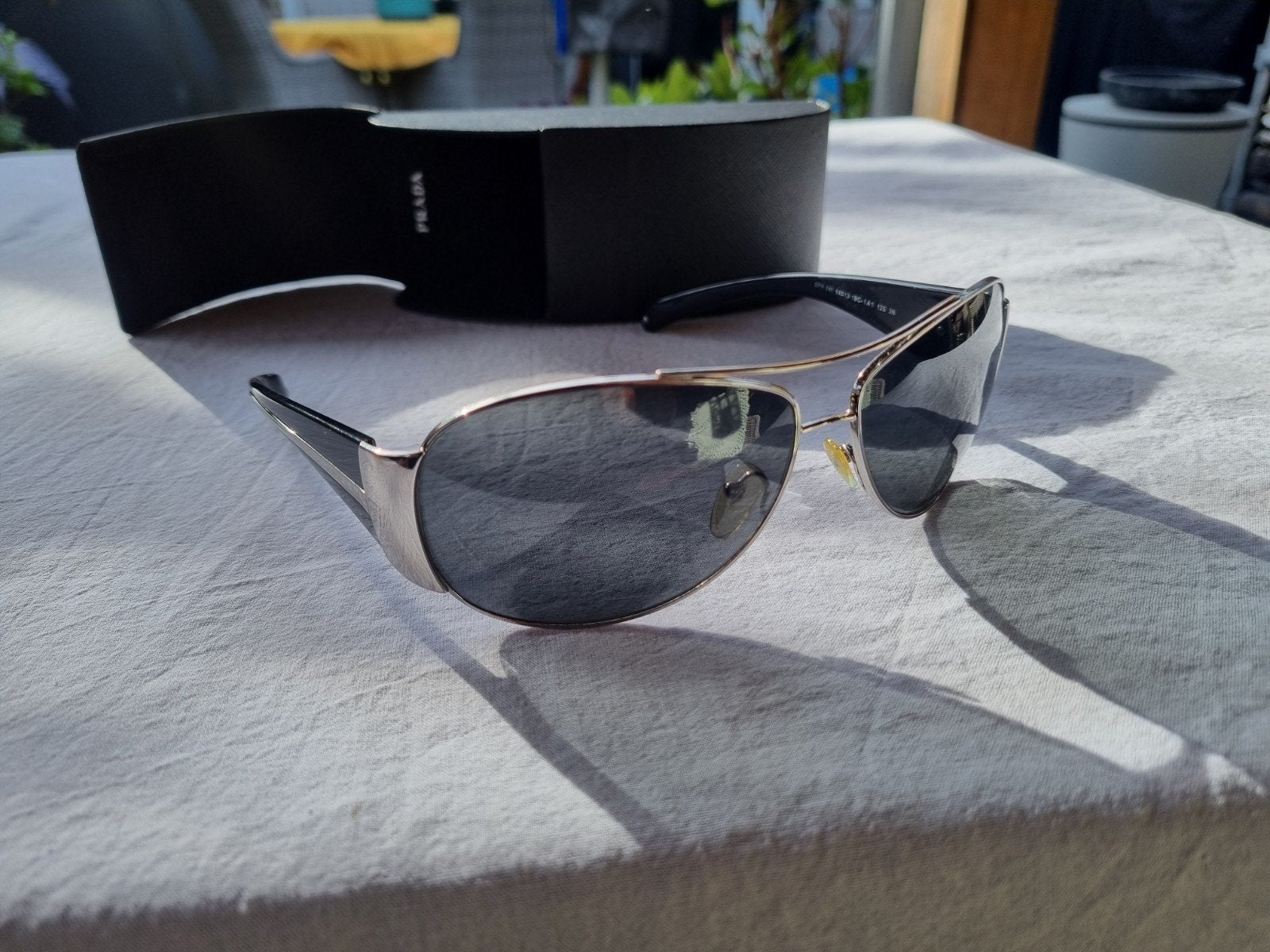 Prada zonnebril  unisex, Sieraden, Tassen en Uiterlijk, Zonnebrillen en Brillen | Heren, Ophalen of Verzenden, Zo goed als nieuw