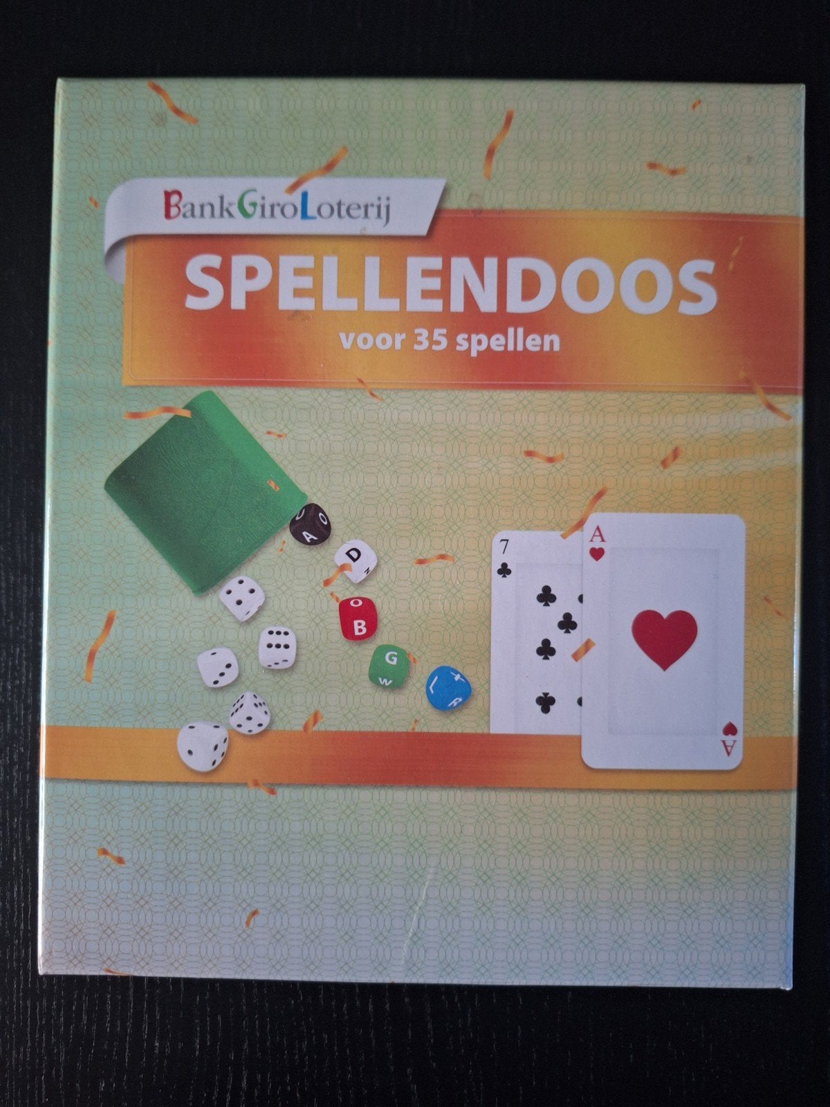 Spellendoos voor 35 spellen - Kaart, Dobbel & Woordpuzzel, Een of twee spelers, Ophalen of Verzenden, Nieuw, BankGiro Loterij