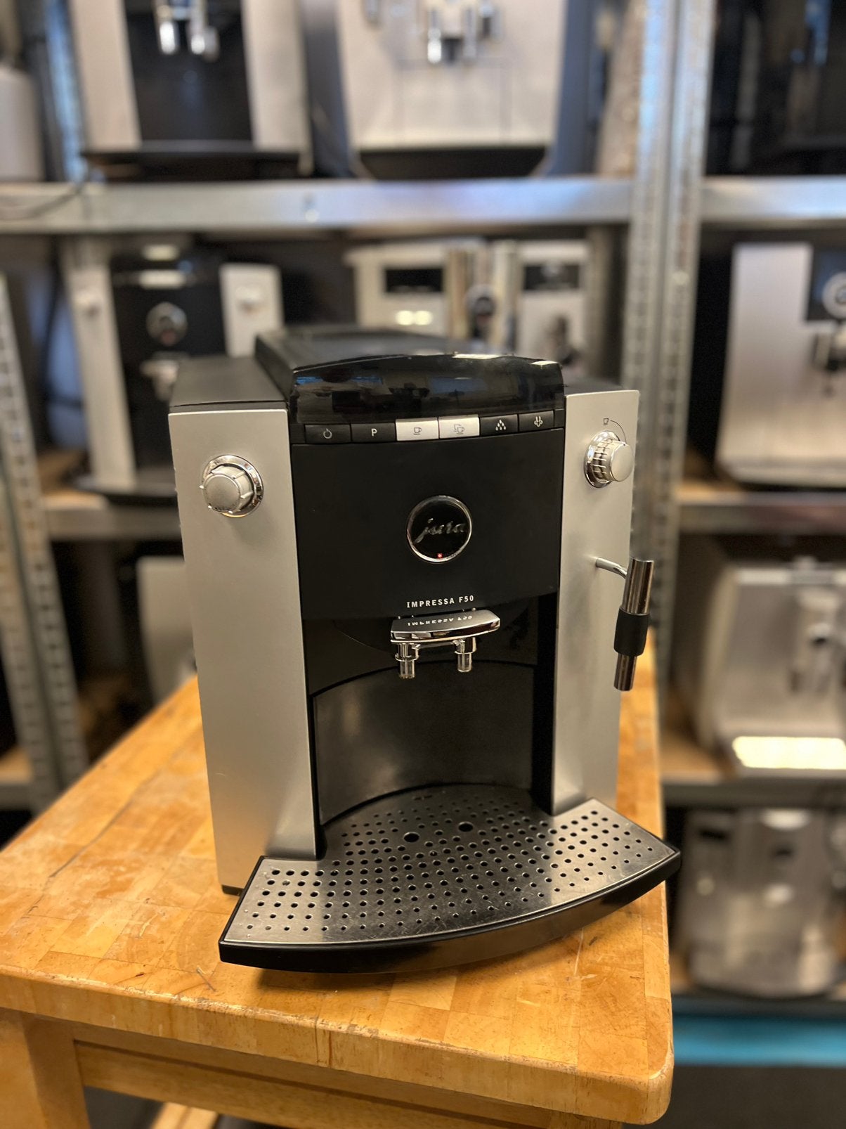 Jura F 50, Witgoed en Apparatuur, Info@jura.com, 10 kopjes of meer, Koffiemachine, Ophalen of Verzenden