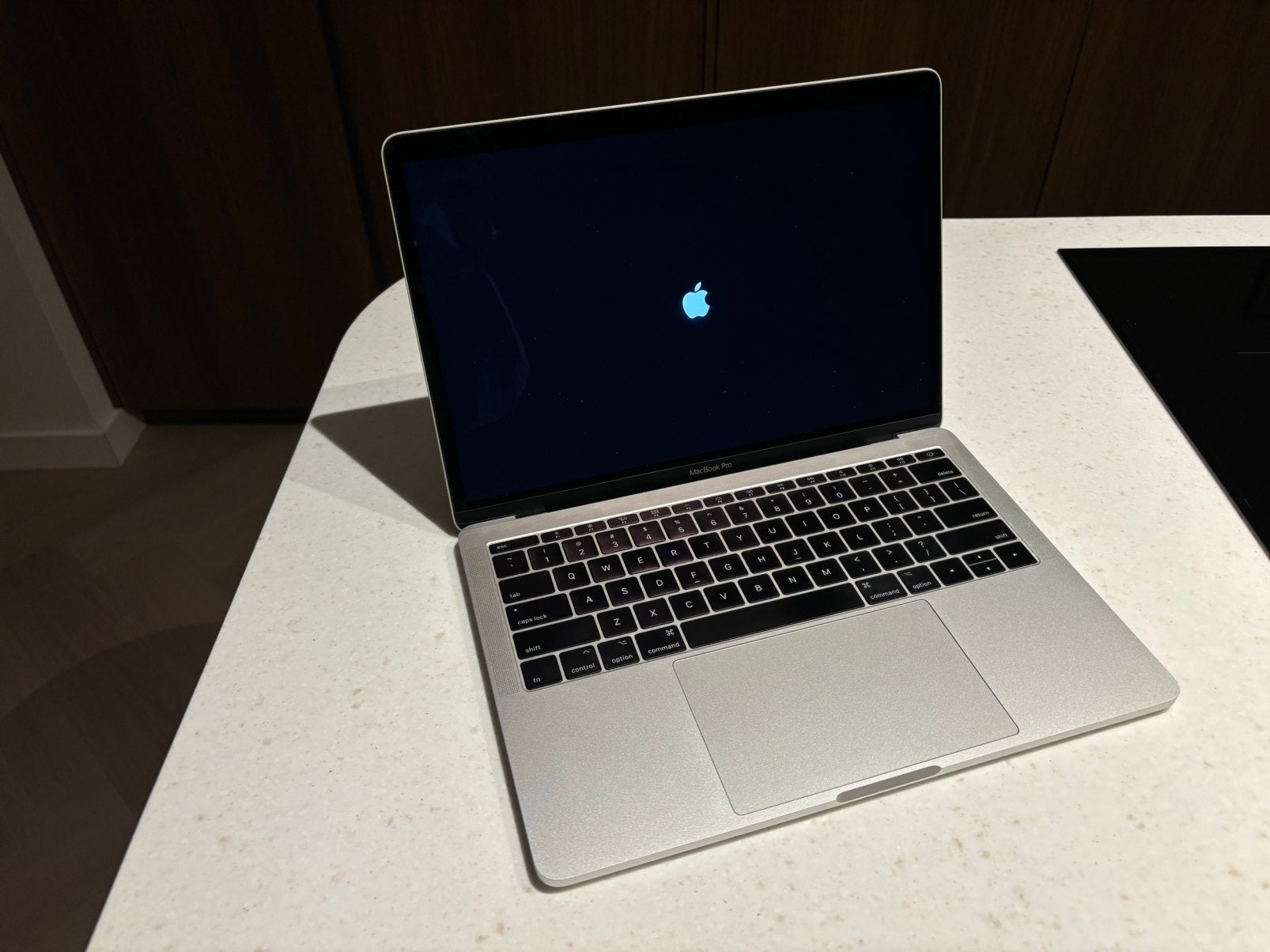 Macbook Pro 13 inch 2016 2,4 intel core i7, Computers en Software, 256 GB, 2 tot 3 Ghz, Qwerty, 13 inch
