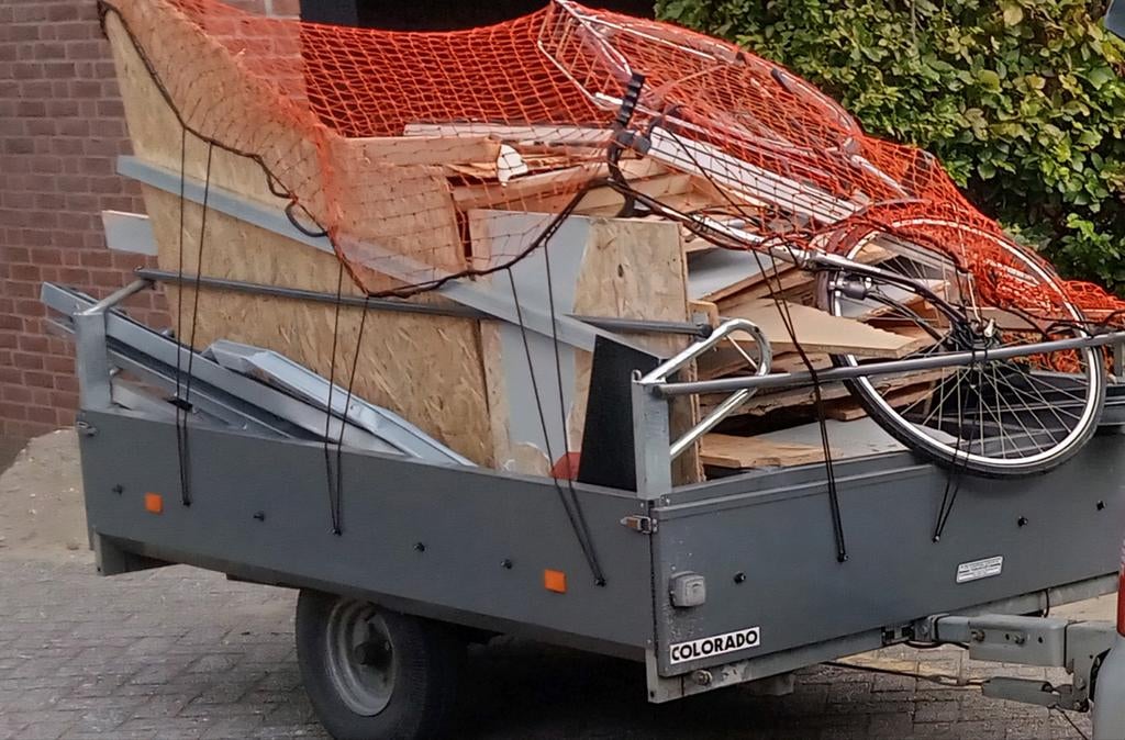 Aanhanger TE HUUR, Ophalen