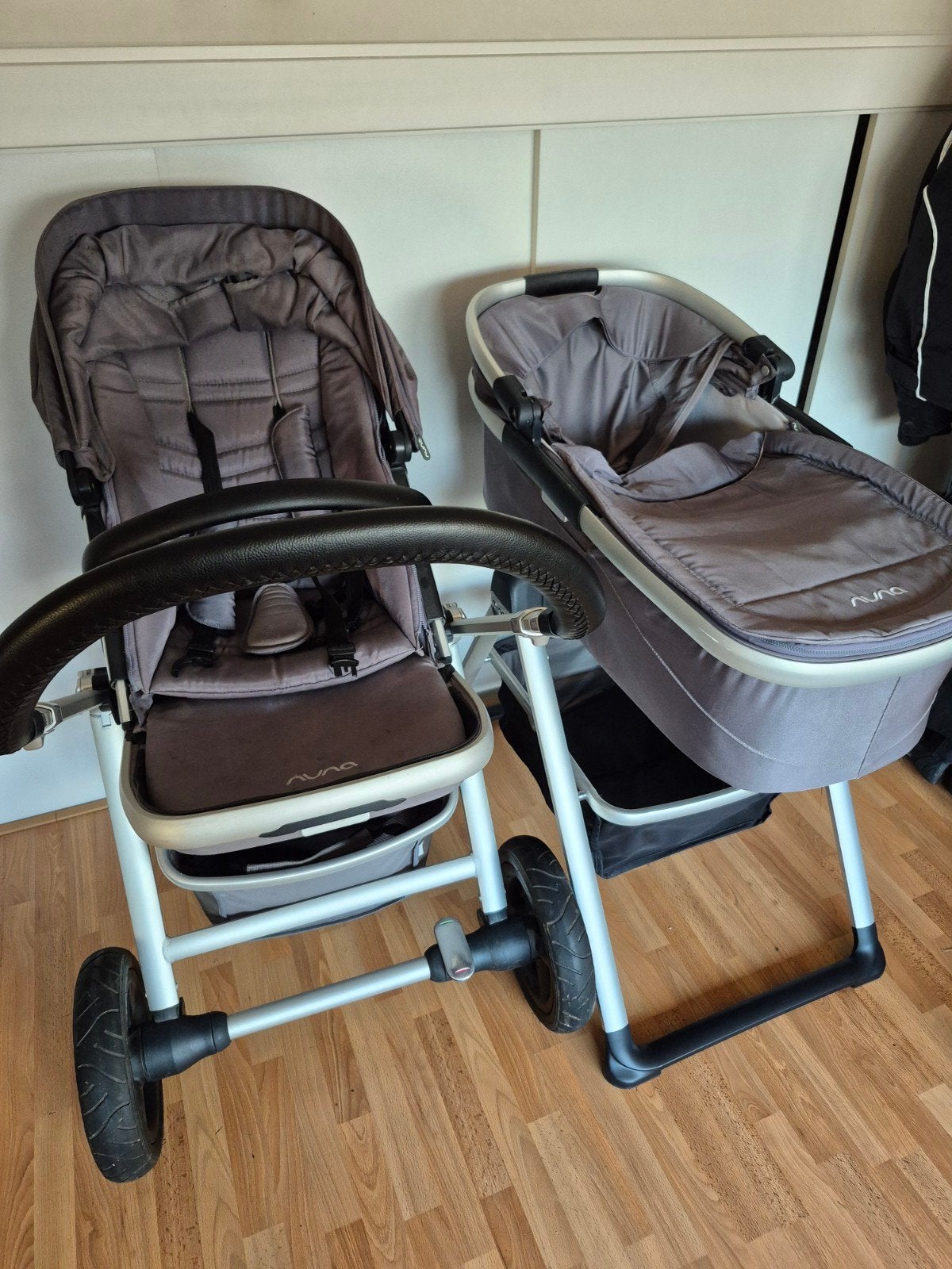 Nuna Ivvi Savi Combiwagen met Reiswieg en Accessoires, Ophalen
