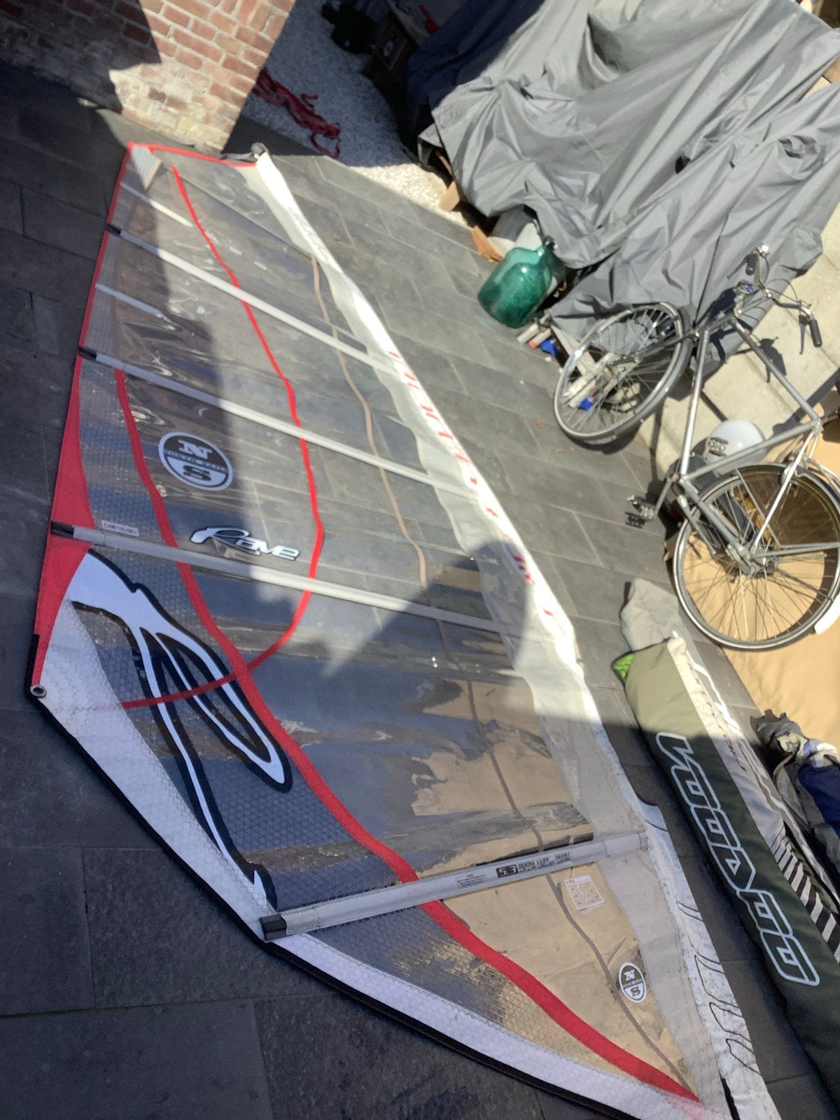 Windsurf zeilen opruimen vanwege overcompleet/overjarig, Watersport en Boten, Ophalen, Gebruikt, Overige merken, Zeil
