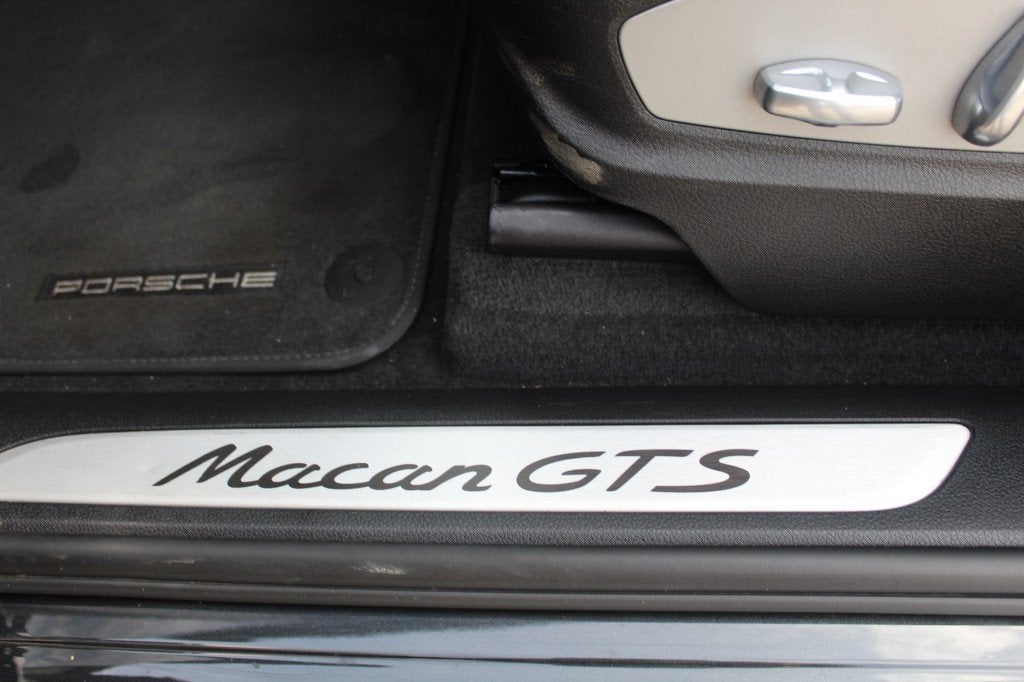 Foto 18 van Porsche MACAN 3.0 GTS Sport Chrono /Leer/ Sportuitlaat/ Trek