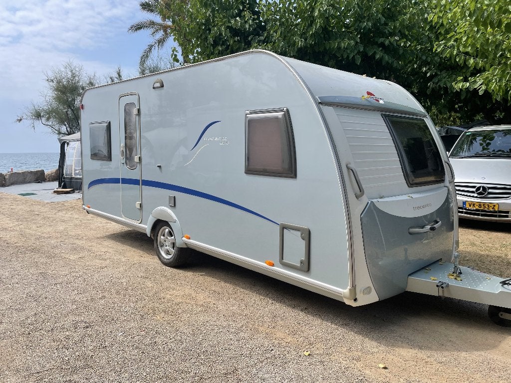 Bürstner Trecento 460 TS | 2009 | Airco | Mover |  Spanje, Caravans en Kamperen, Caravans, Vast bed, Luifel, Rondzit, Particulier
