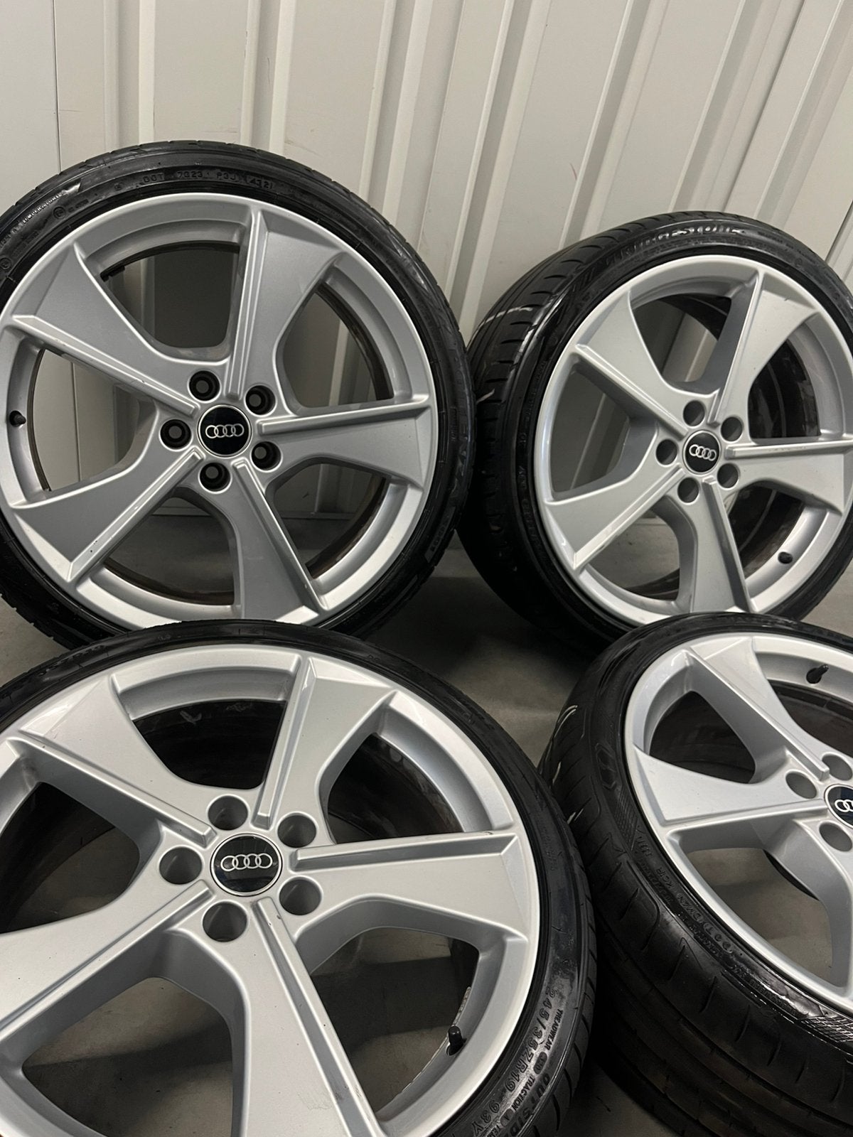 Audi A4 Orgineel 19 inch 5x112, Auto-onderdelen, Banden en Velgen, 235 mm, Zomerbanden, Ophalen