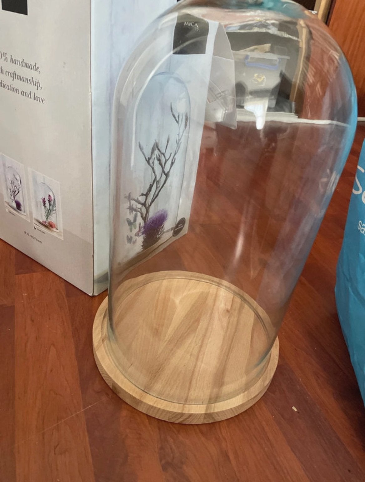 Mica Decoratie Glazen Stolp met houten Plateau Nieuw in doos, Huis en Inrichting, Woonaccessoires | Stolpen, Ophalen of Verzenden