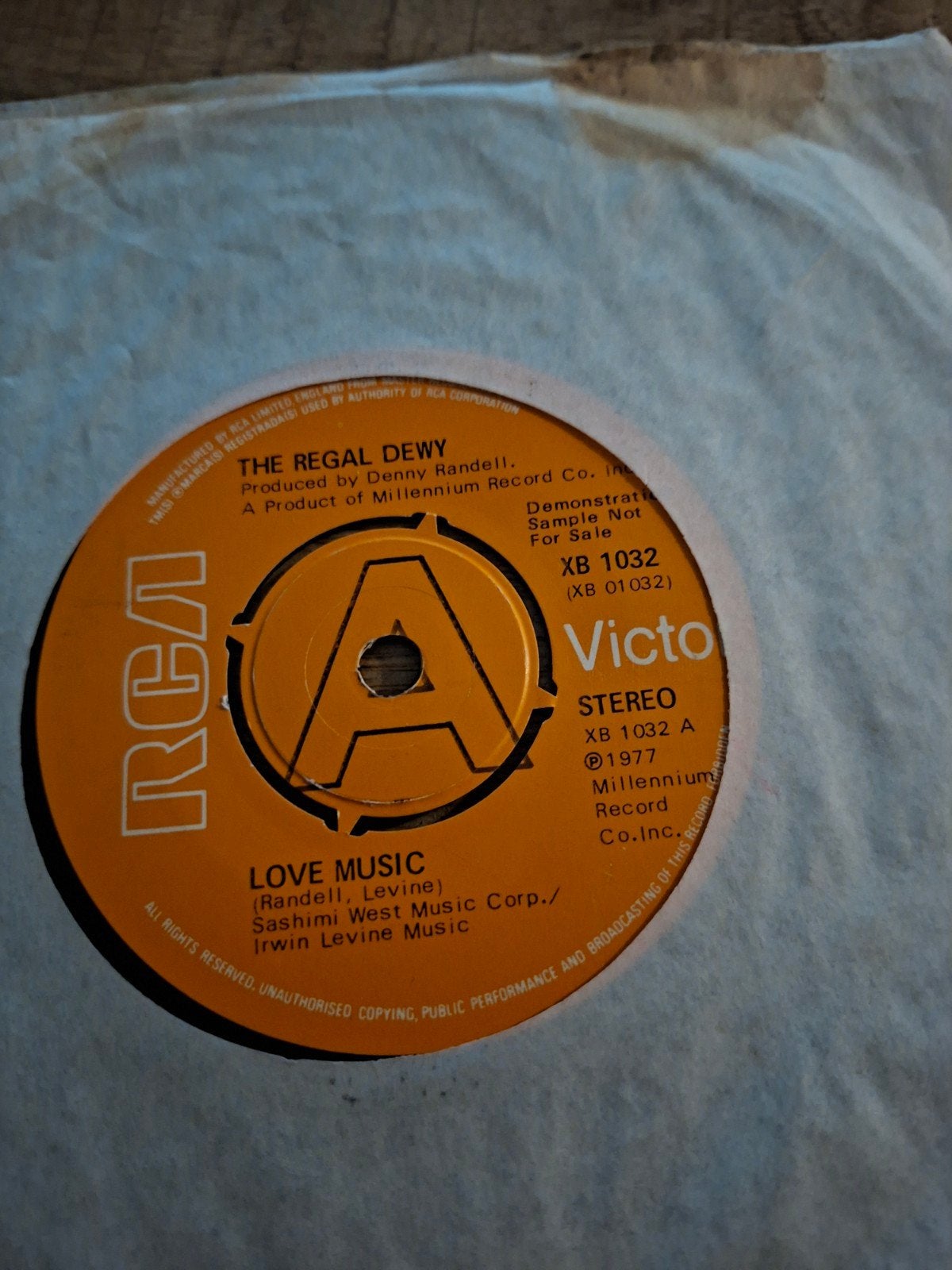 The regal dewy / love music, Ophalen of Verzenden, Zo goed als nieuw, Pop