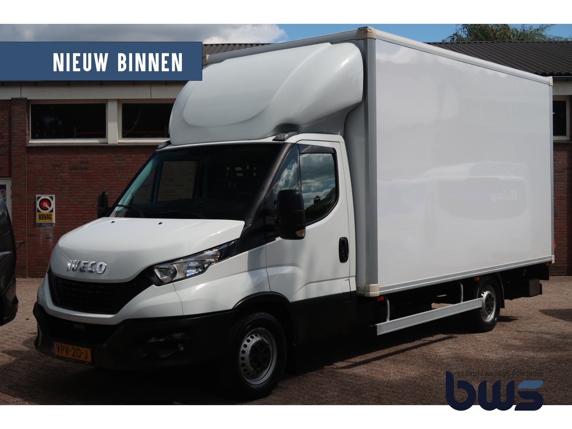 Iveco Daily 35S18HV 3.0 Laadklep / Airco / Dub. Lucht / Euro, Multifunctioneel stuurwiel, Gebruikt, 4 cilinders, Iveco