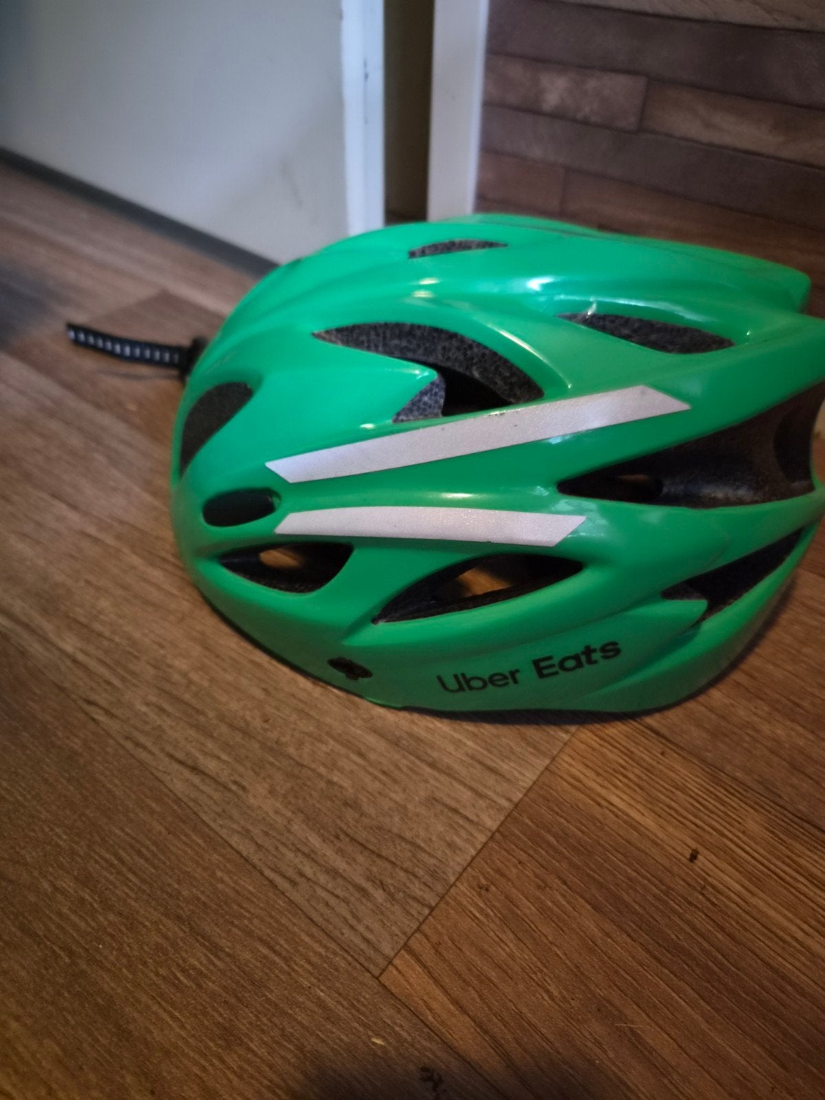 Groene fietshelm - Uber Eats - Maat M, M, Ophalen of Verzenden, Heer of Dame, Gebruikt