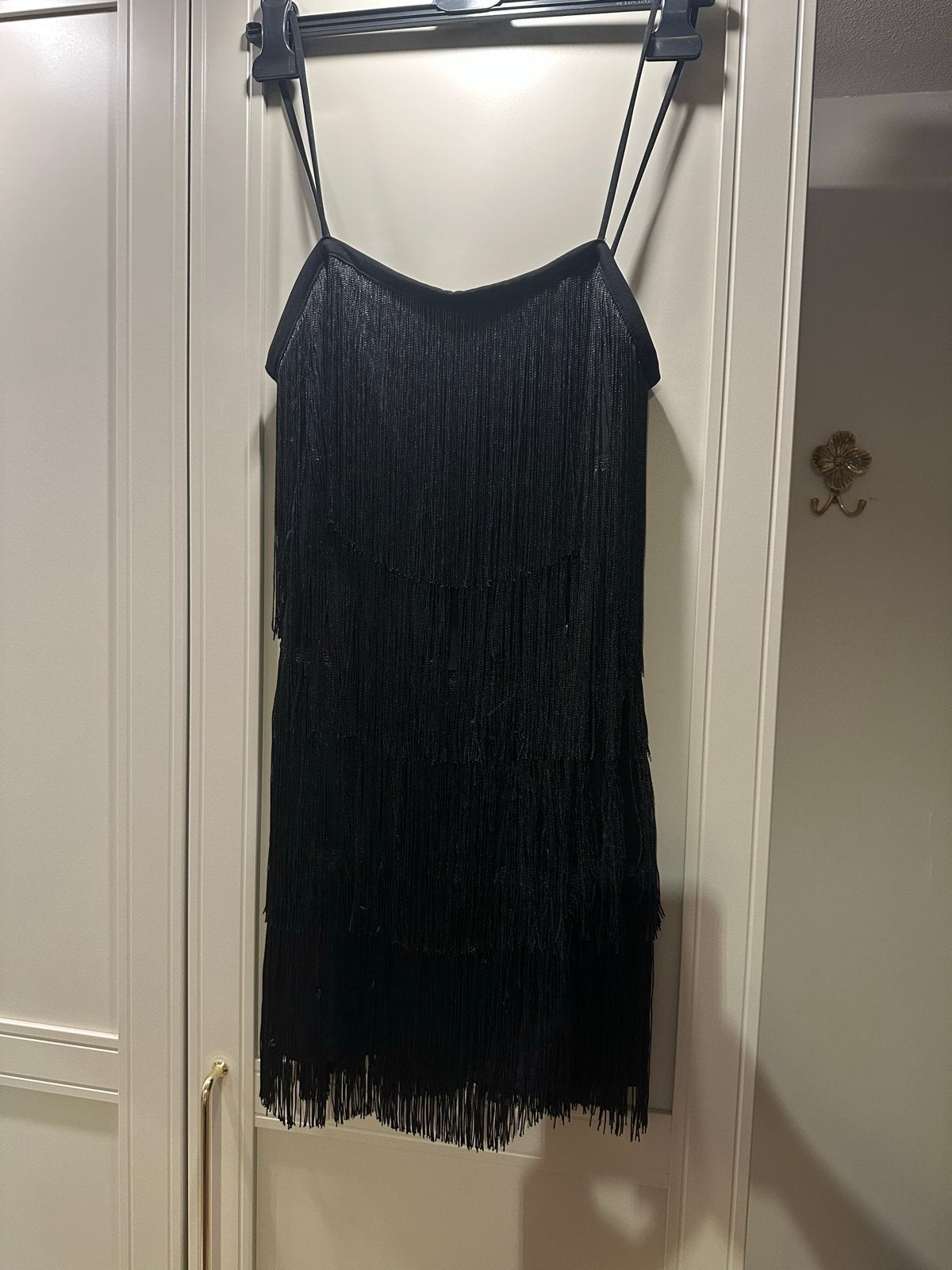 Mango Zwarte Sexy Jurk met Franjes - Maat M, Maat 38/40 (M), Zwart, Ophalen of Verzenden, Zo goed als nieuw