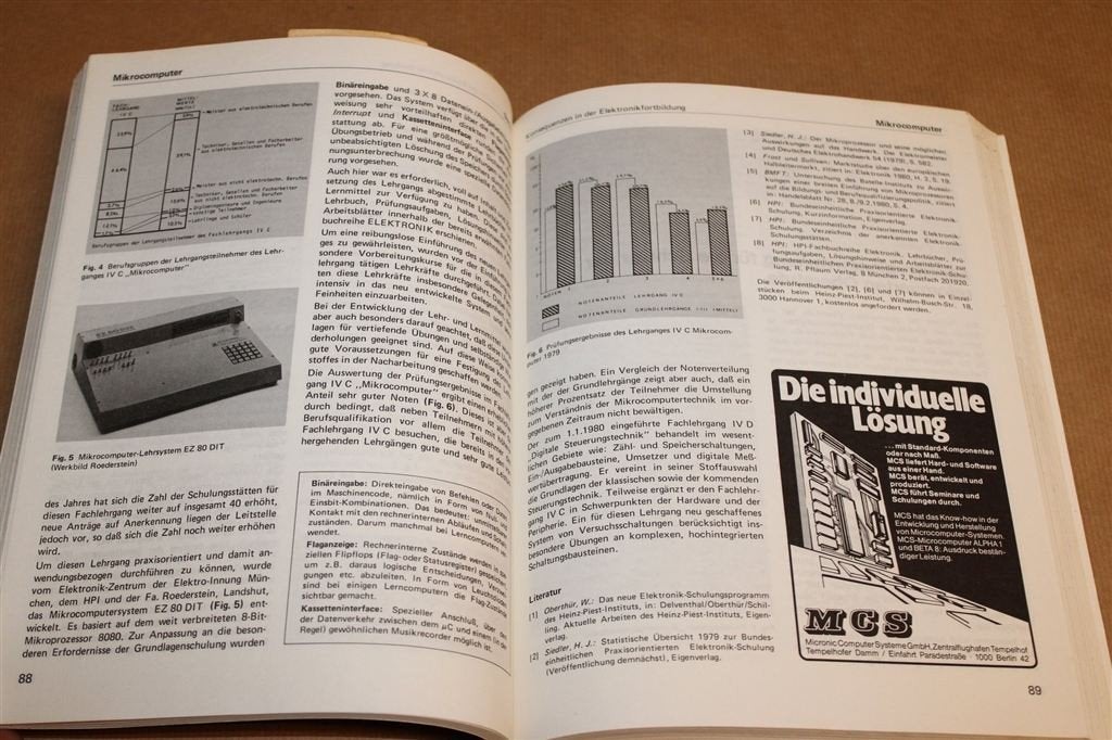 Taschenrechner + Mikrocomputer — Retro Computertechniek 1981, Ophalen of Verzenden, Gelezen, Internet of Webdesign