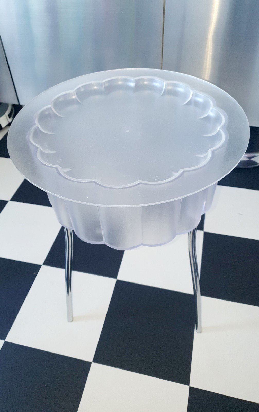Ikea tafeltje hatten door ehlén johansson jaren 90, Rond, Zo goed als nieuw, Modern, Ophalen