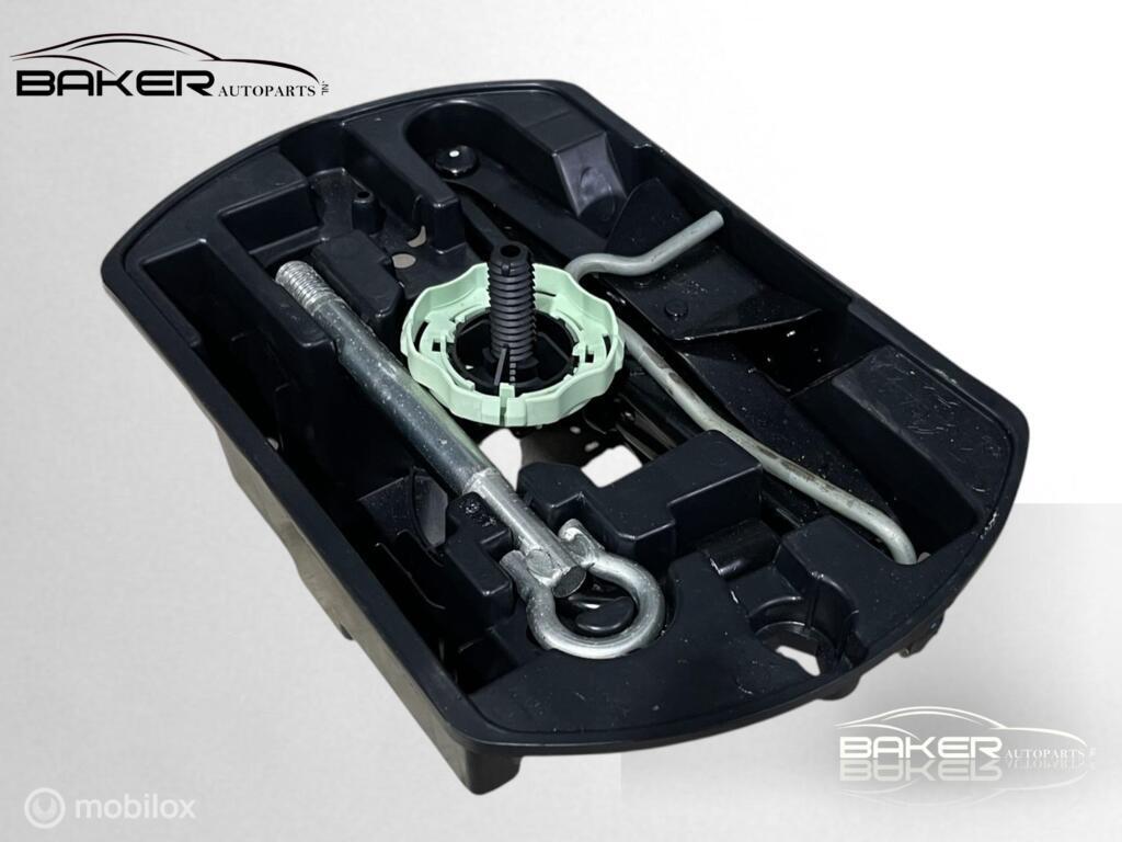 Krik SET Peugeot 308 SW II ('13-'21) 9805820580, Gebruikt, Ophalen of Verzenden, Peugeot, Peugeot