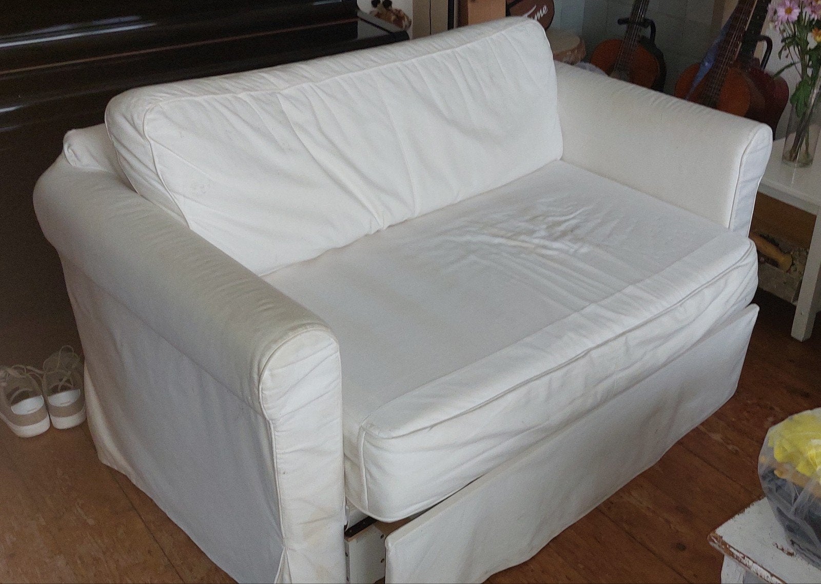 Gratis afhalen! Witte slaapbank - Compact en comfortabel, Ophalen, Gebruikt, Wit, Twijfelaar